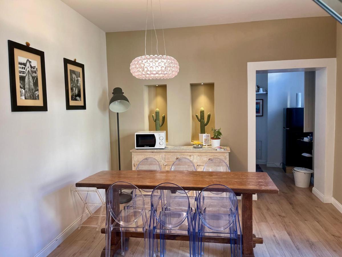 Luxury Apartment In City Center Floransa Dış mekan fotoğraf
