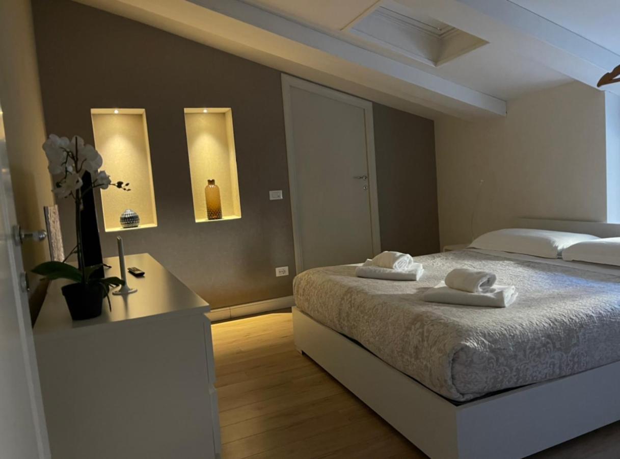 Luxury Apartment In City Center Floransa Dış mekan fotoğraf